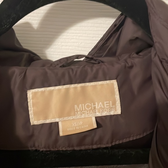 Michael Kors puffer jacket - Picture 2 of 3